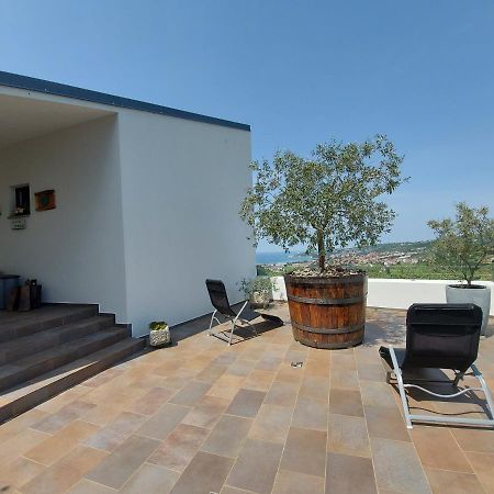 Apartma Viktorija ปอร์โตรอซ ภายนอก รูปภาพ